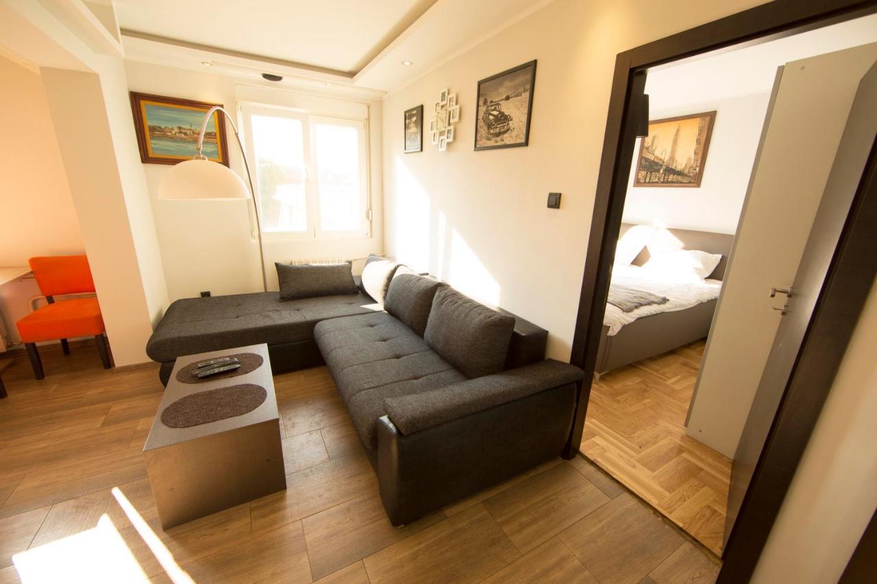 Ahoy Luxury Apartment